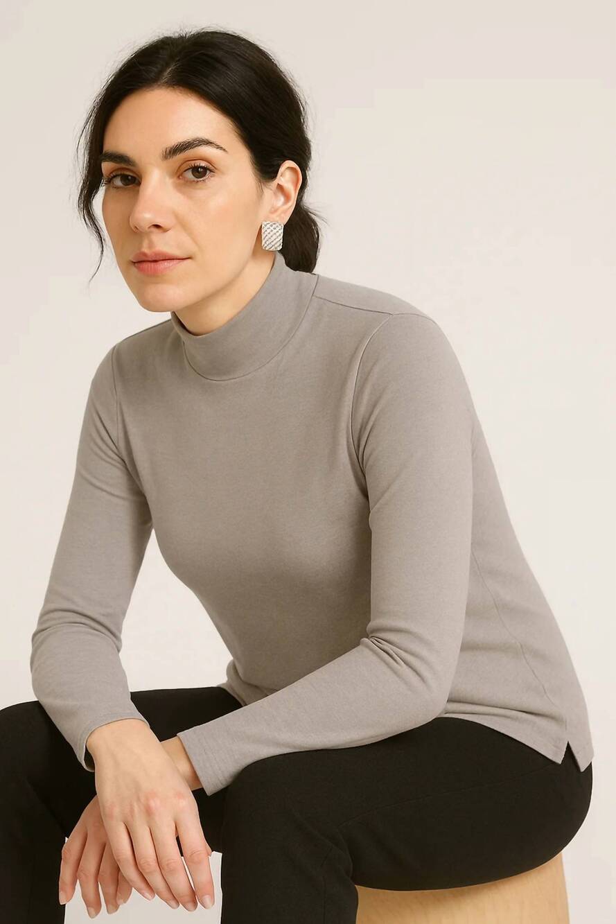 NEW E.L.I. the mara long sleeves top in putty